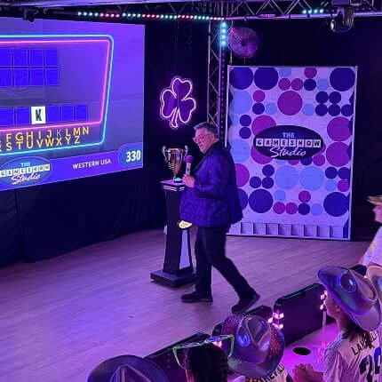 game show studio host in live game show game
